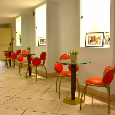 Etico Hotel 4*