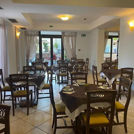 Hotel Etico